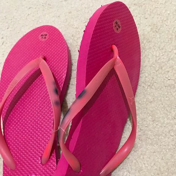 🆕🔥RARE/HTF PINK BY VS VERY CUTE MADE W/LOVE-PINK 1986 DOG LOGO ON EACH STRAP - Picture 7 of 8